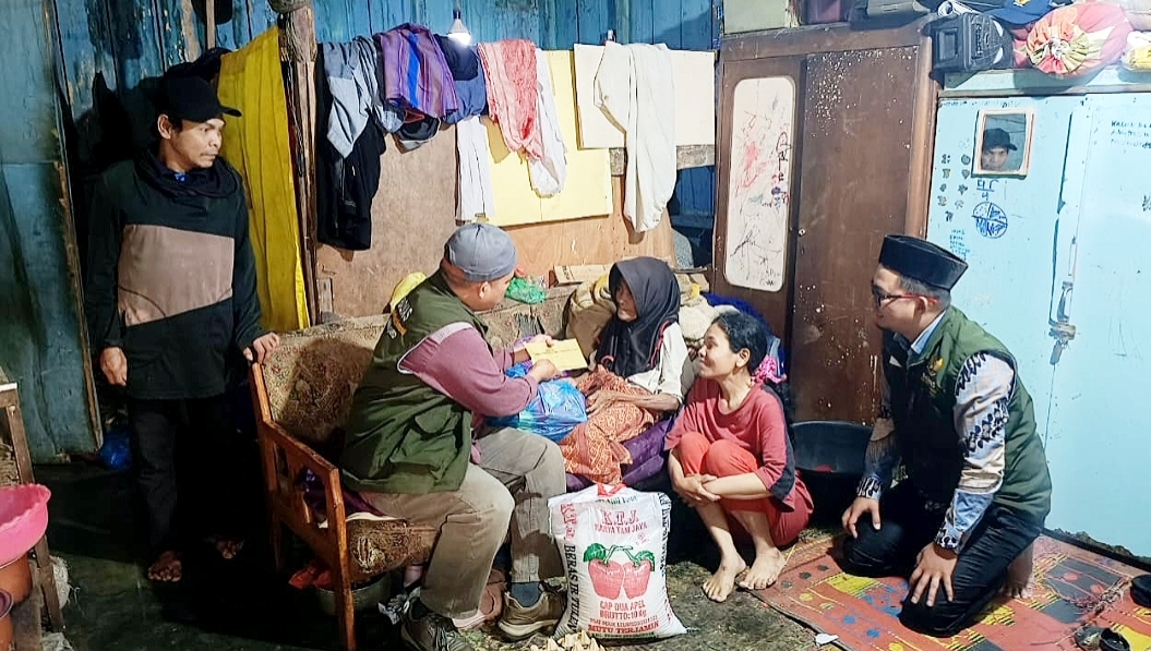 BAZNAS Karo salurkan Bantuan Lansia di Berastagi